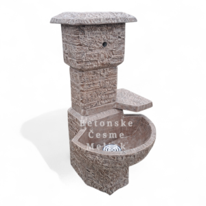 Betonska cesma Studenica marrone